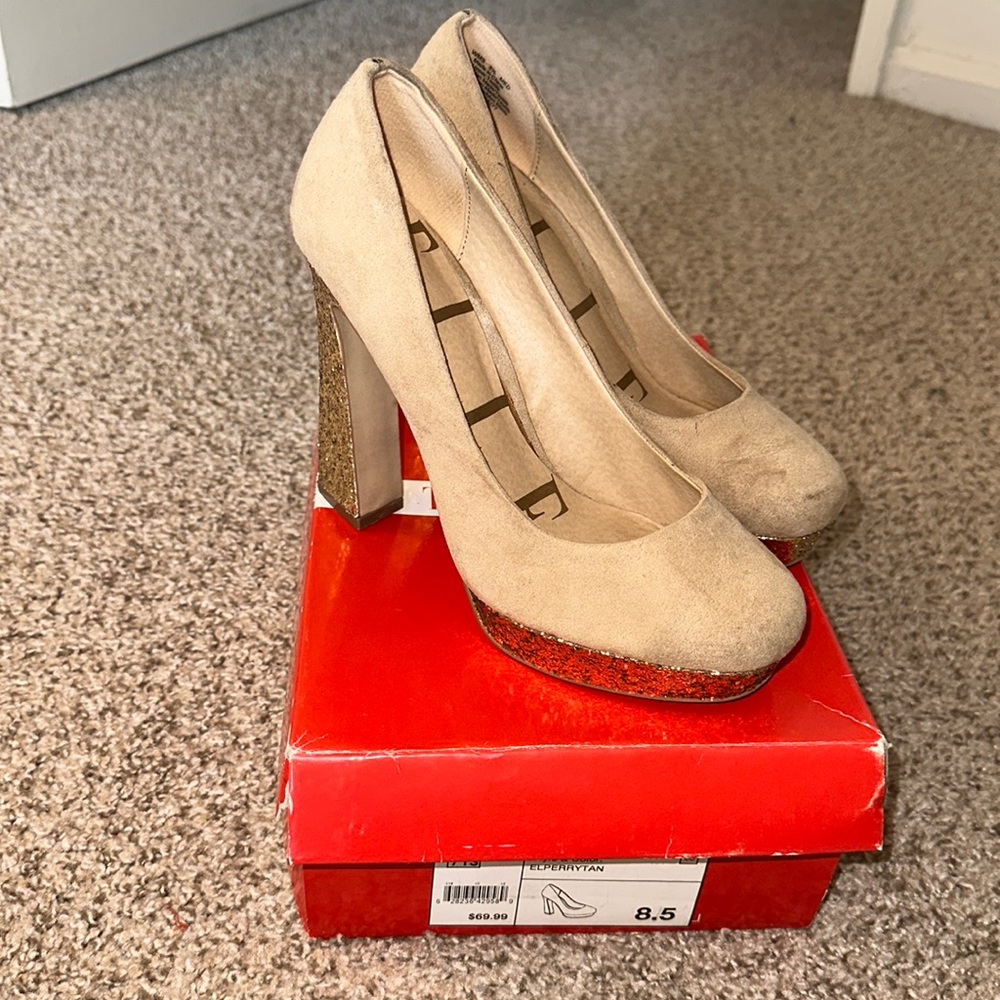 Platform glittery heels